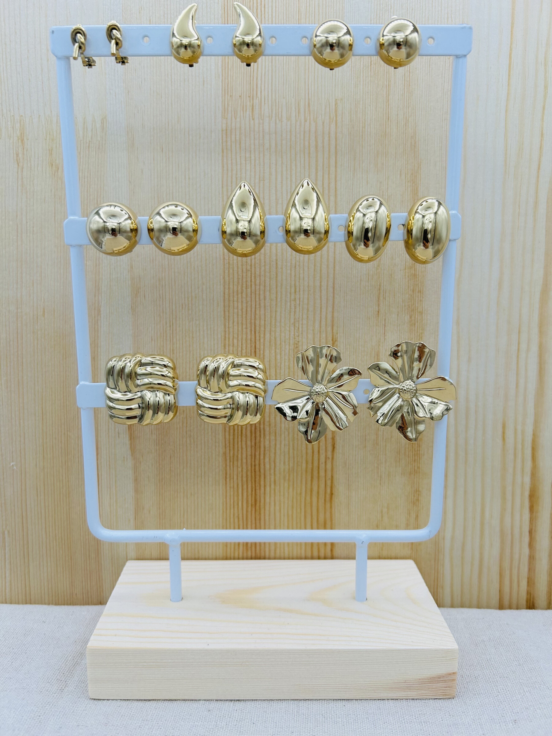 Wholesaler Mochimo Suonana - Set of 9 pairs of earrings stainless steel
