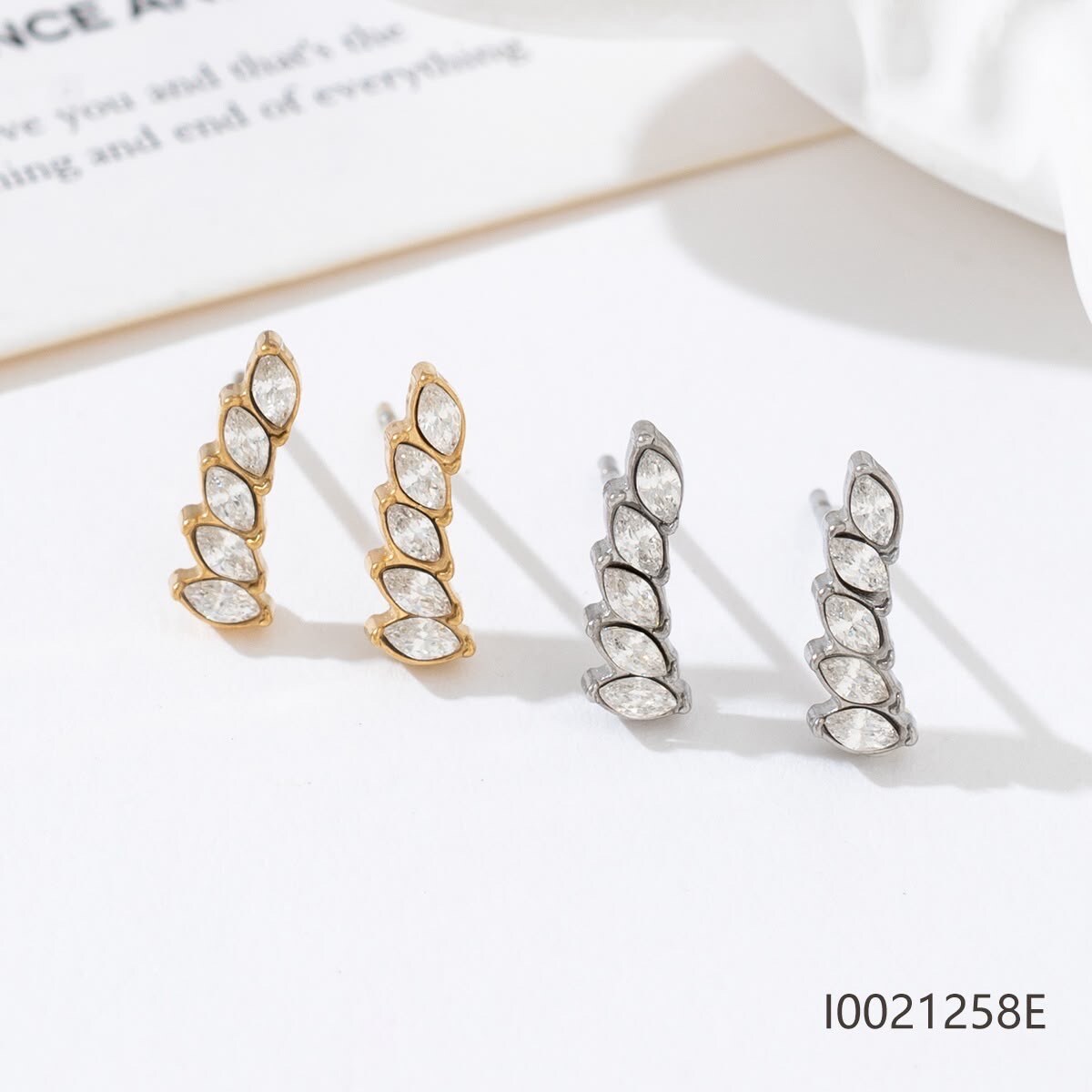 Wholesaler Mochimo Suonana - Dangling earrings