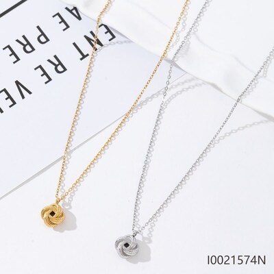 Wholesaler Mochimo Suonana - Collar with charm on the theme of the sea (stainless steel) Wholesaler Mochimo Suonana - Collar with charm on the theme of the sea (stainless steel)