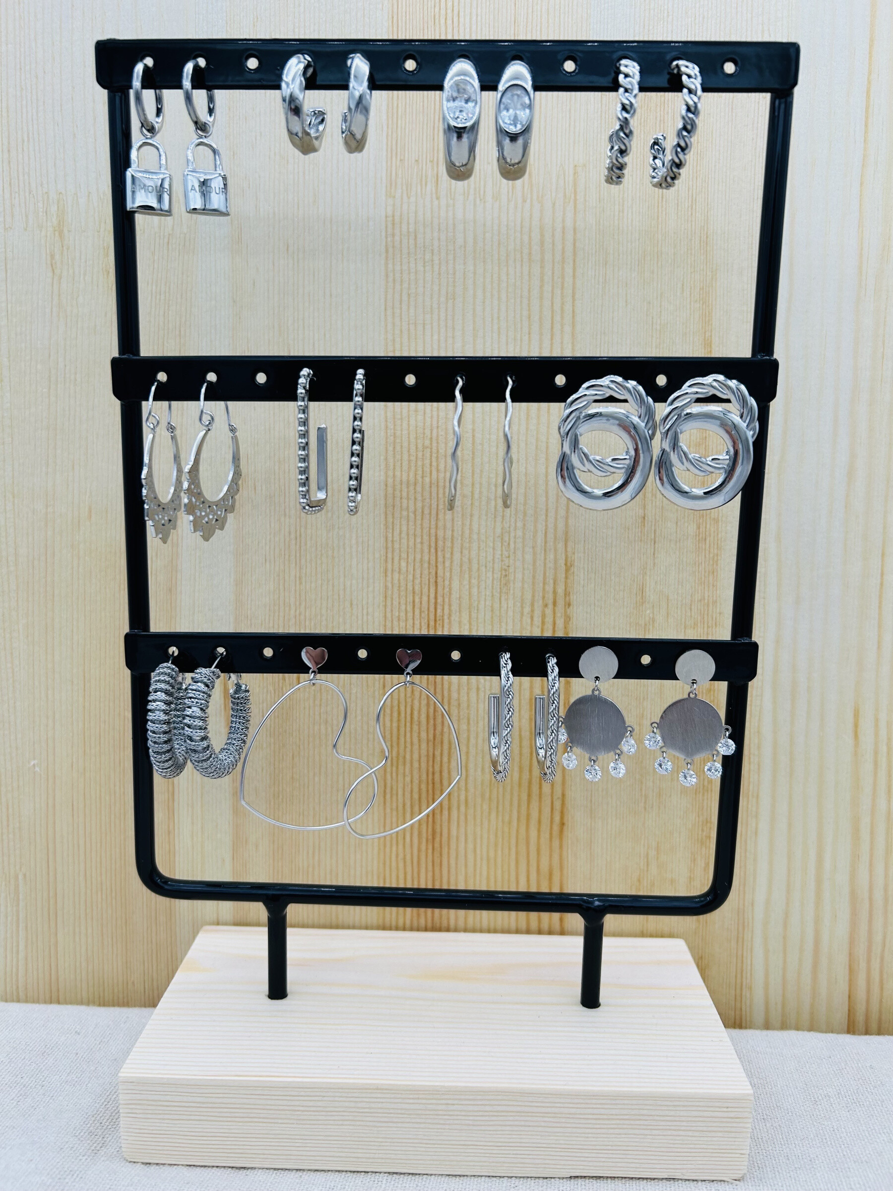 Wholesaler Mochimo Suonana - Set of 9 pairs of earrings stainless steel