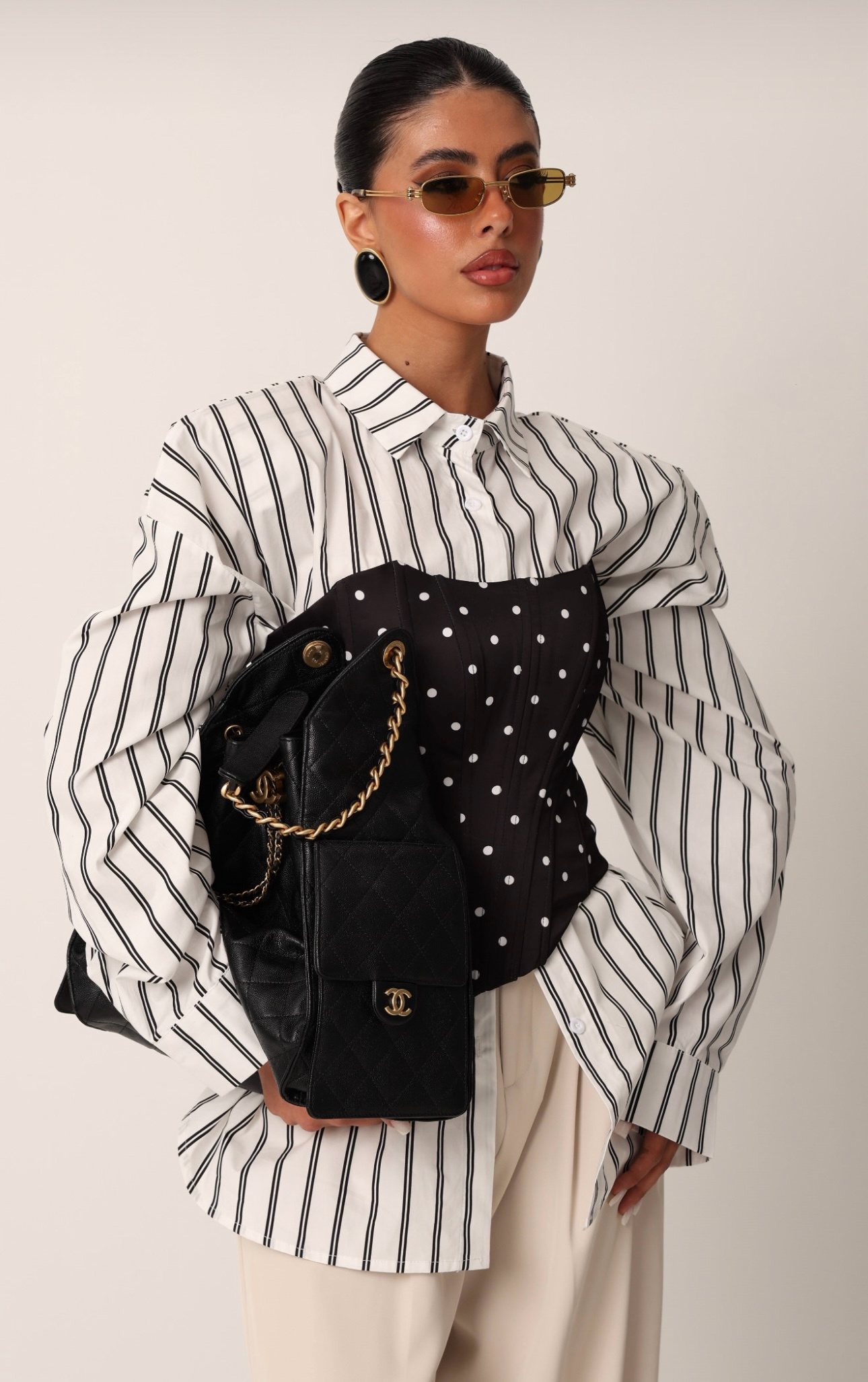Grossiste Mochy - Bustier structuré à imprimé pois au style féminin et moderne