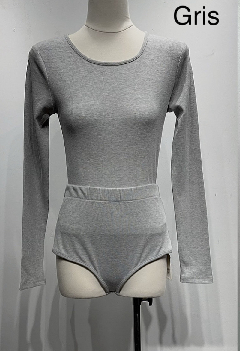 Wholesaler Mochy - t shirt + shorts