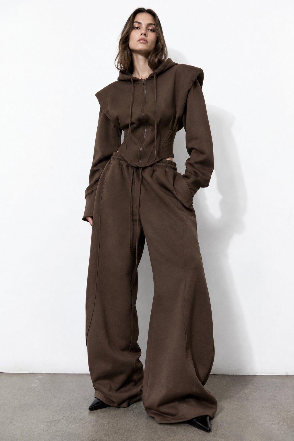 Grossiste Mochy - Ensemble 2 pcs composé d'un sweat à capuche zippé et d'un pantalon wide leg assorti