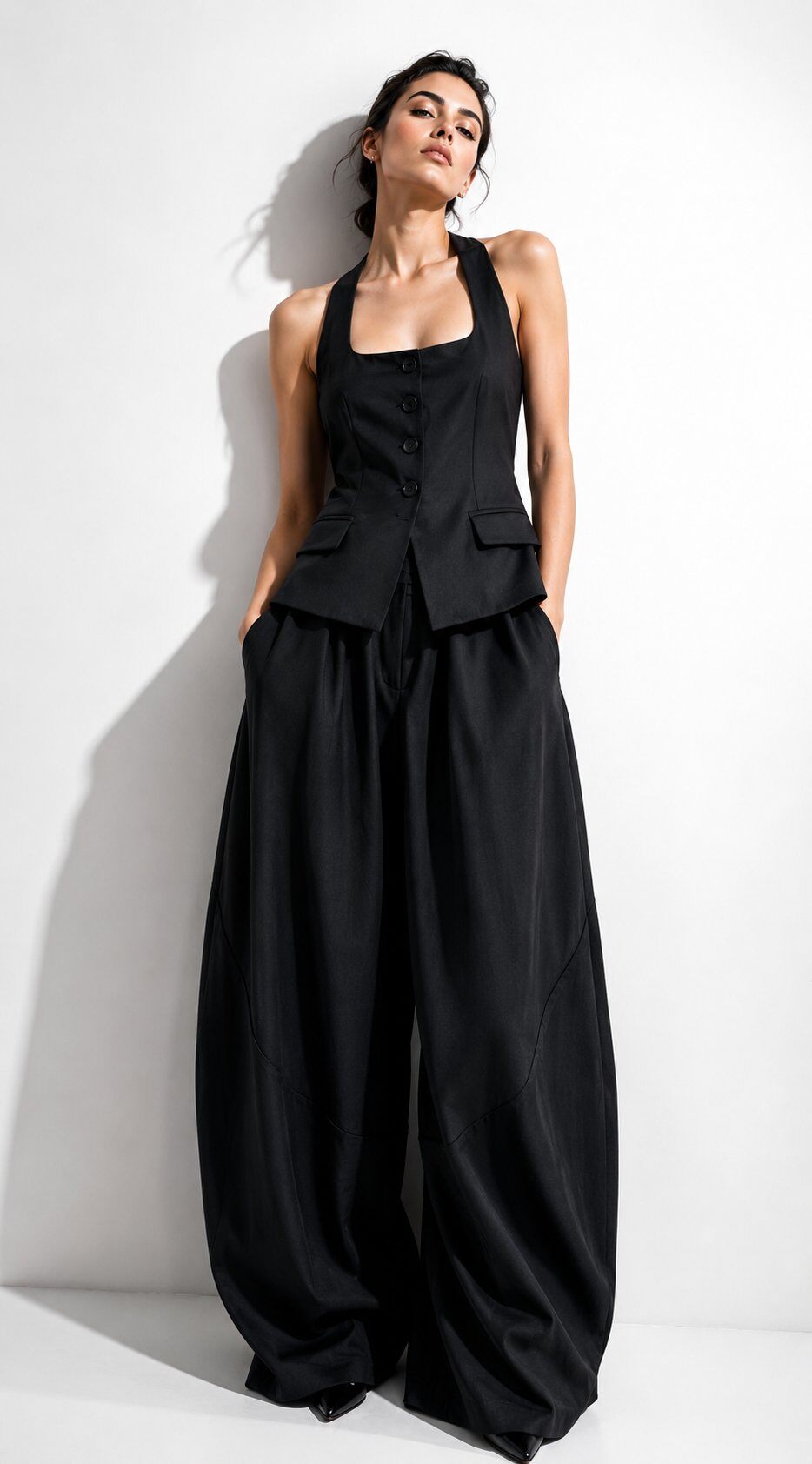 Grossiste Mochy - Ensemble top dos nu et pantalon ballon