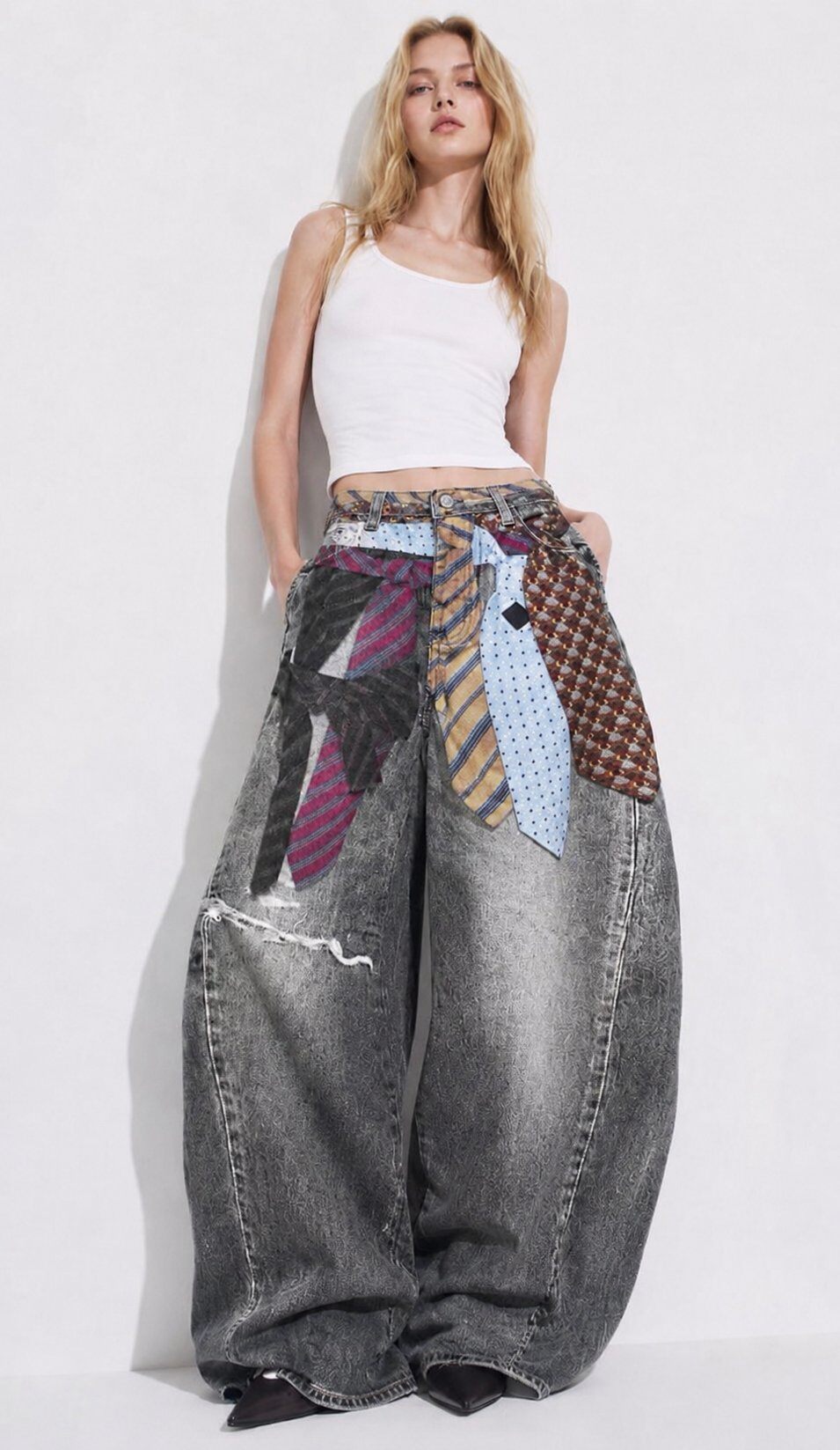 Grossiste Mochy - Jean large effet patchwork cravates