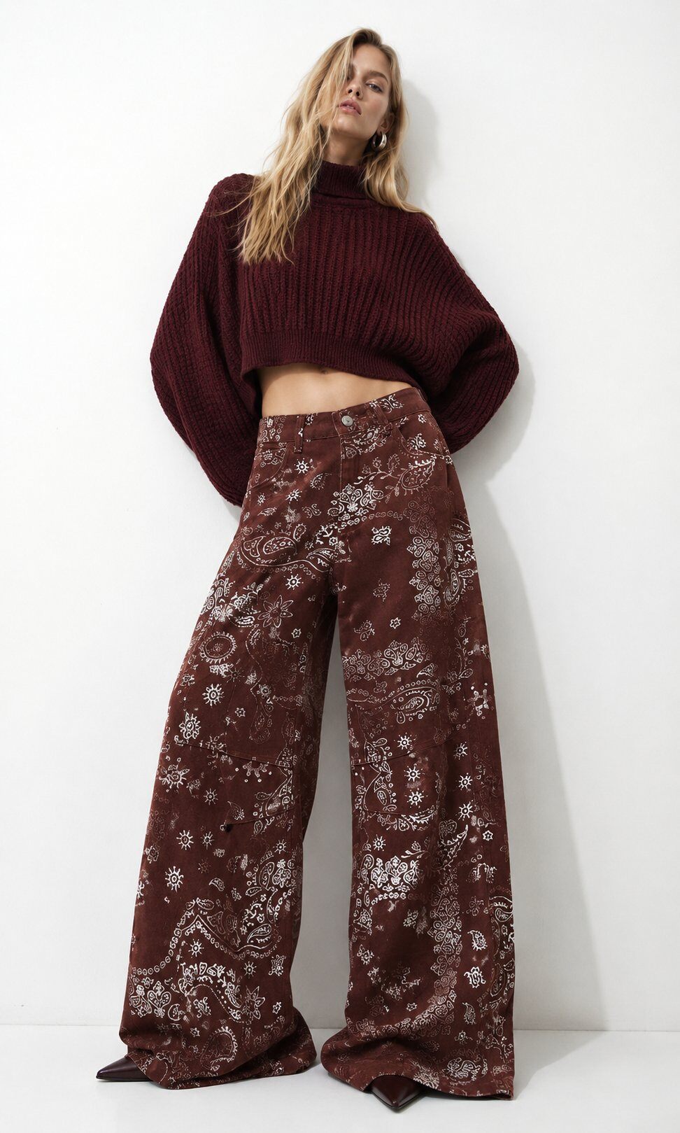 Grossista Mochy - Jeans a gamba larga con stampa bandana e taglio dritto