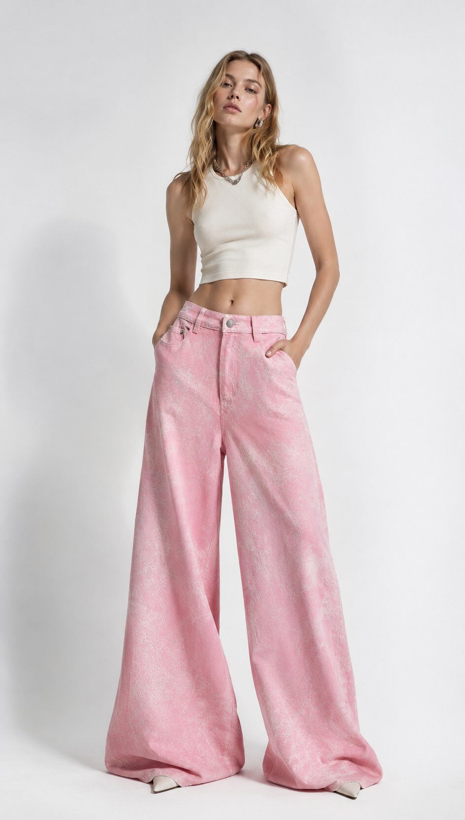 Grossiste Mochy - Jean large avec broderie florale coupe oversize