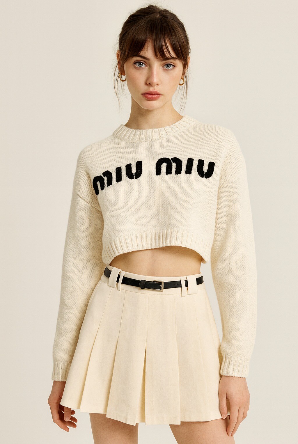 Grossiste Mochy - Mini-jupe plissée avec ceinture