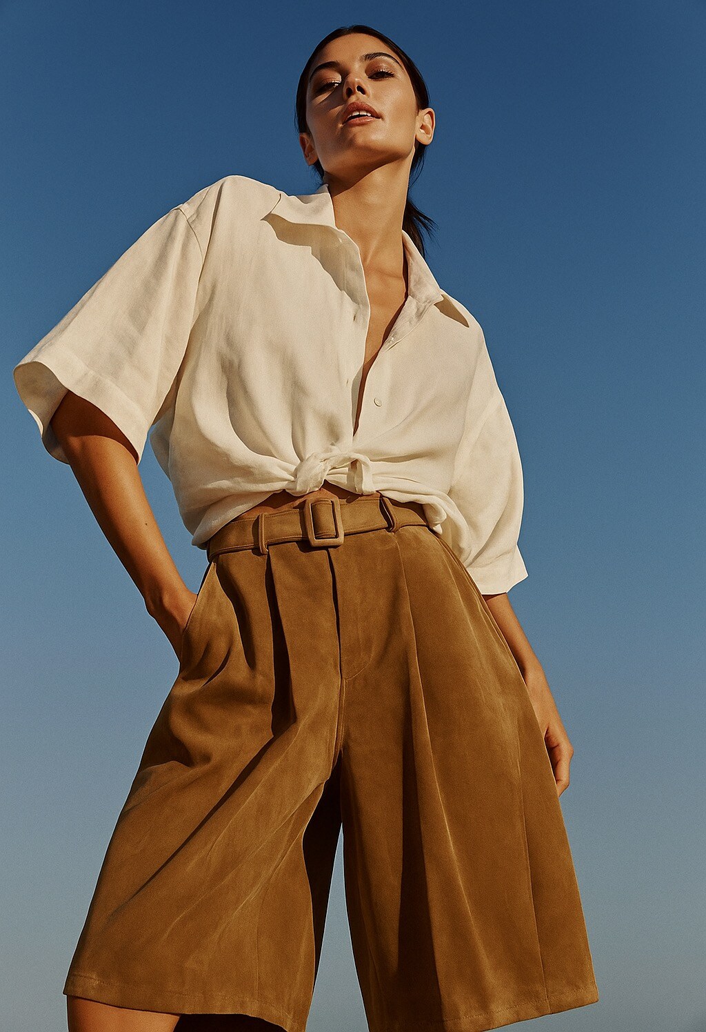 Wholesaler Mochy - Suede-effect Bermuda shorts with belt