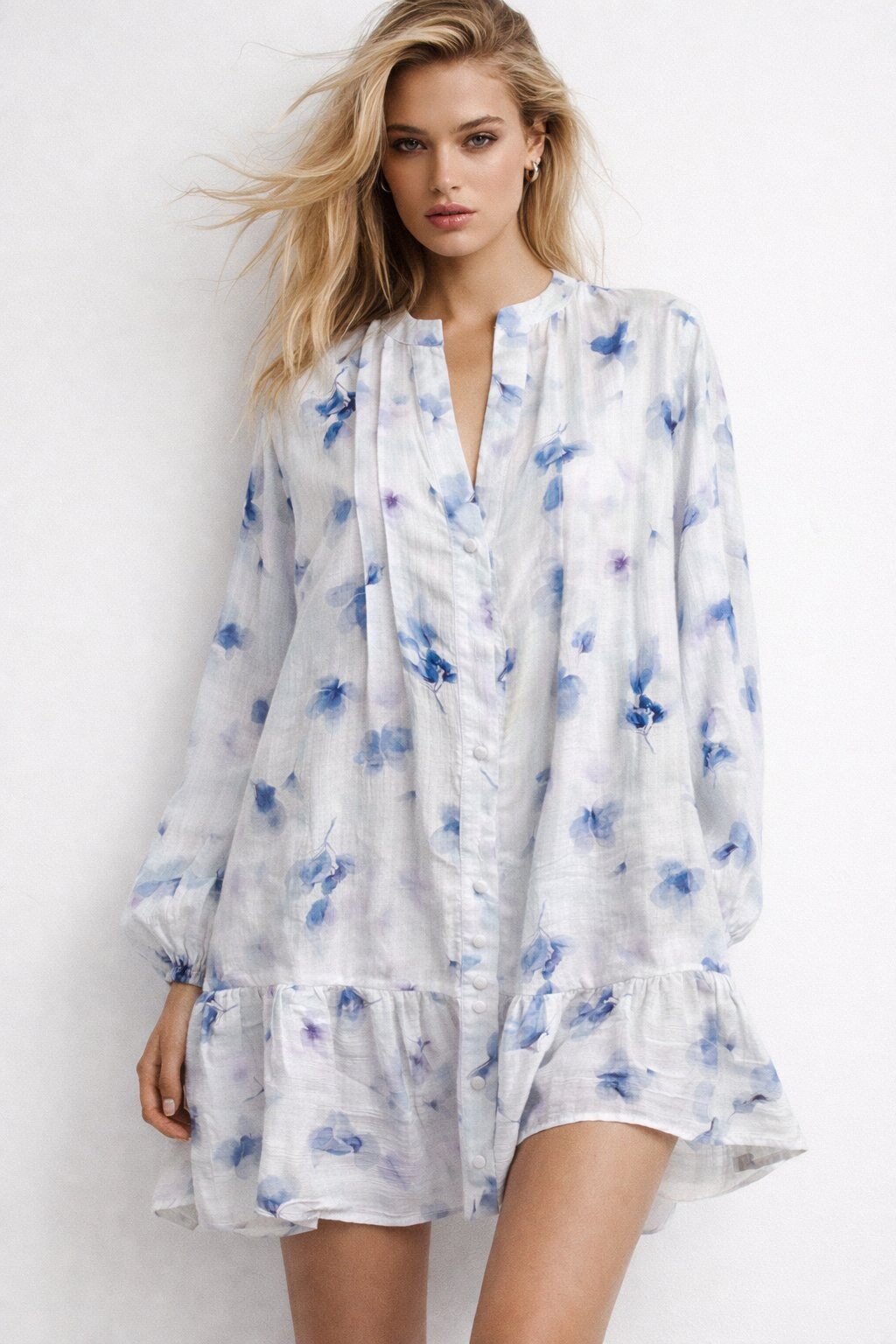 Grossiste Mochy - Robe courte fluide avec imprimé floral délicat