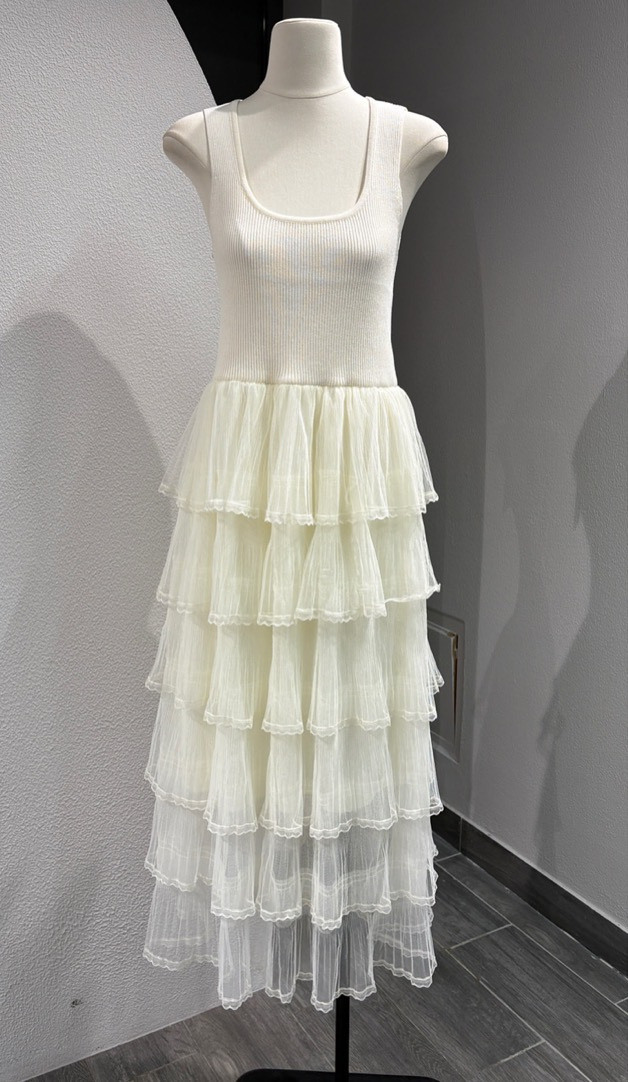 Grossiste Mochy - Robe sans manches