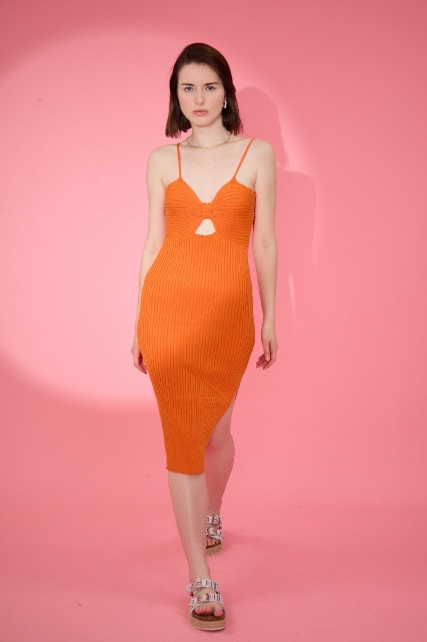 Grossiste Mochy - Robe moulante à bretelle