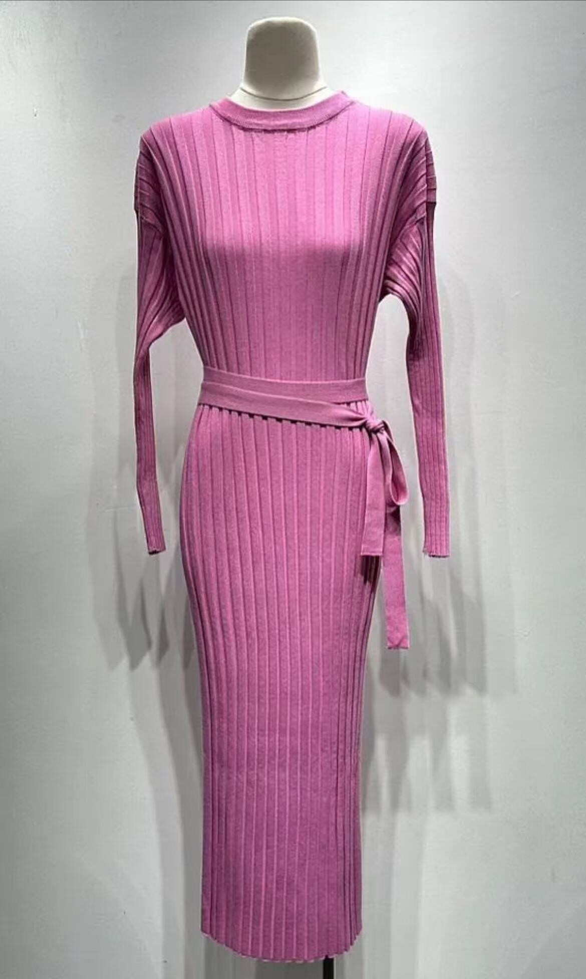 Grossiste Mochy - robe pull avec ceimtire