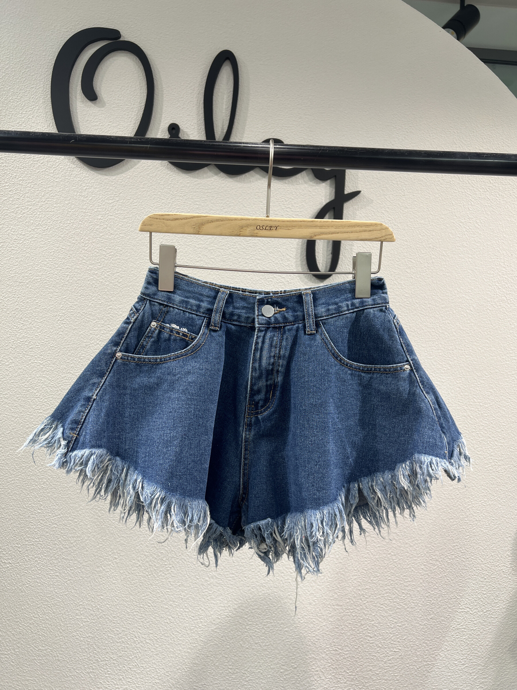 Grossiste Mochy - Short en jean