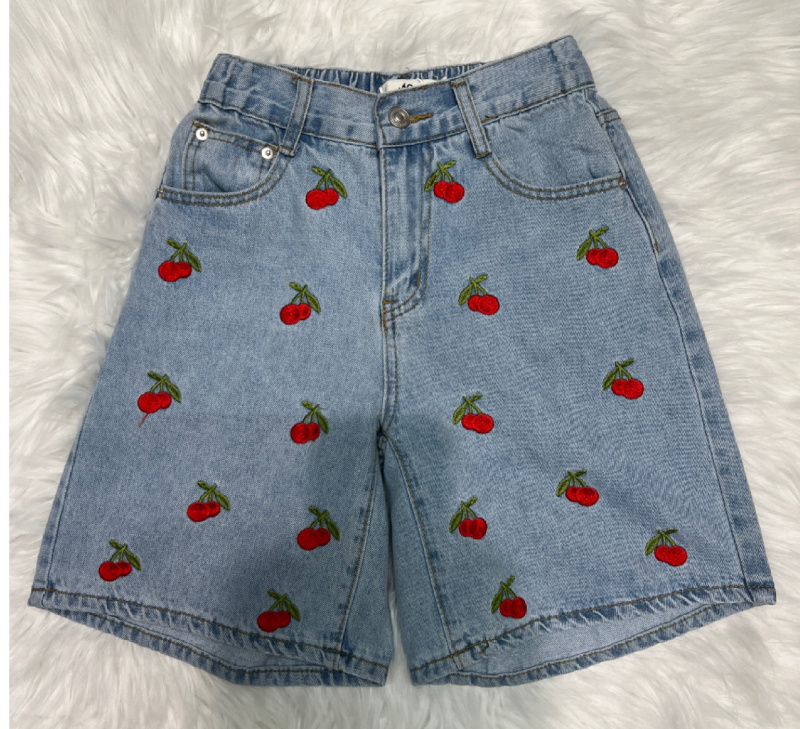 Grossiste Mochy - Short jeans brodee