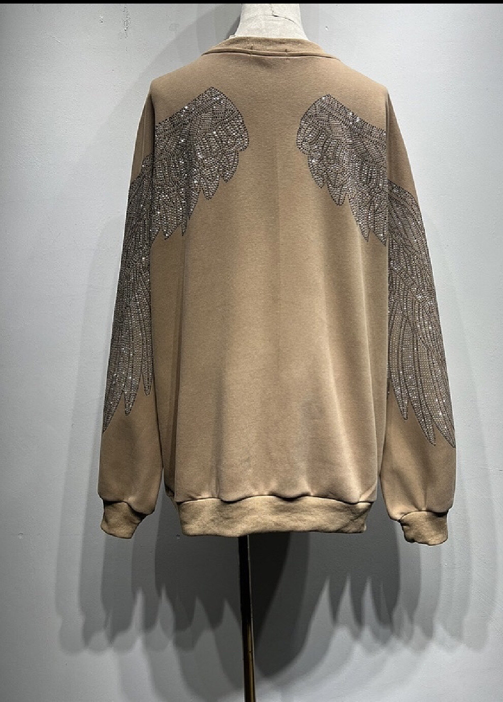 Grossiste Mochy - Sweat derierer avec strasse