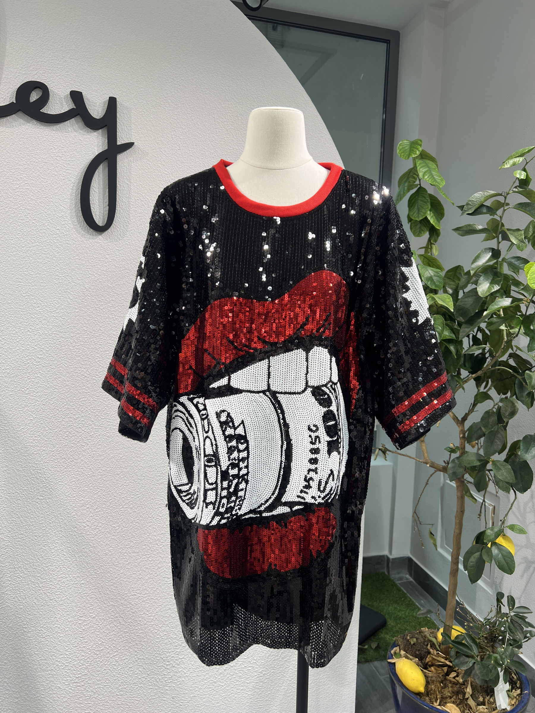 Wholesaler Mochy - Chic oversized sequin T-shirt