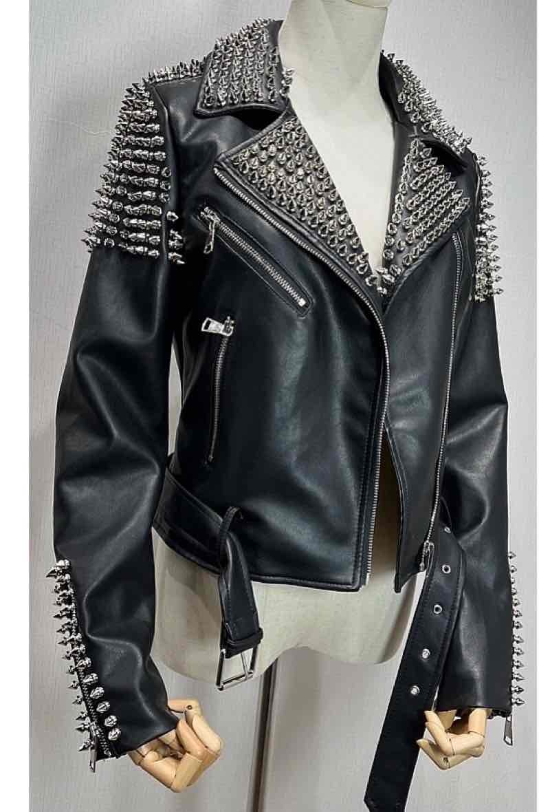 Grossiste Mochy - Perfecto en similiuir avec clous