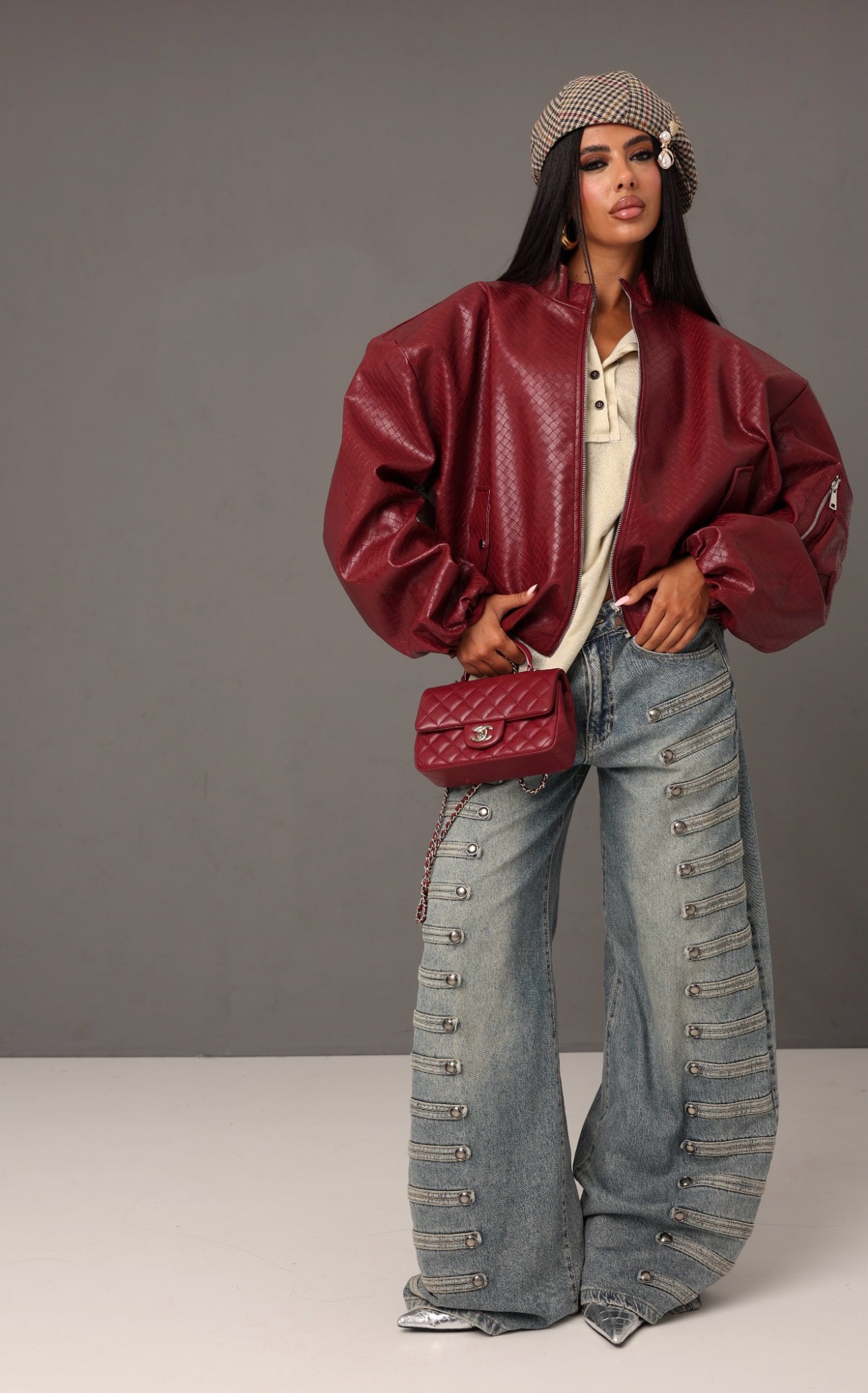 Großhändler Mochy - Oversize-Bomberjacke aus Kunstleder mit Flechteffekt, hohem Kragen, Reißverschluss und stark strukturierten Schultern