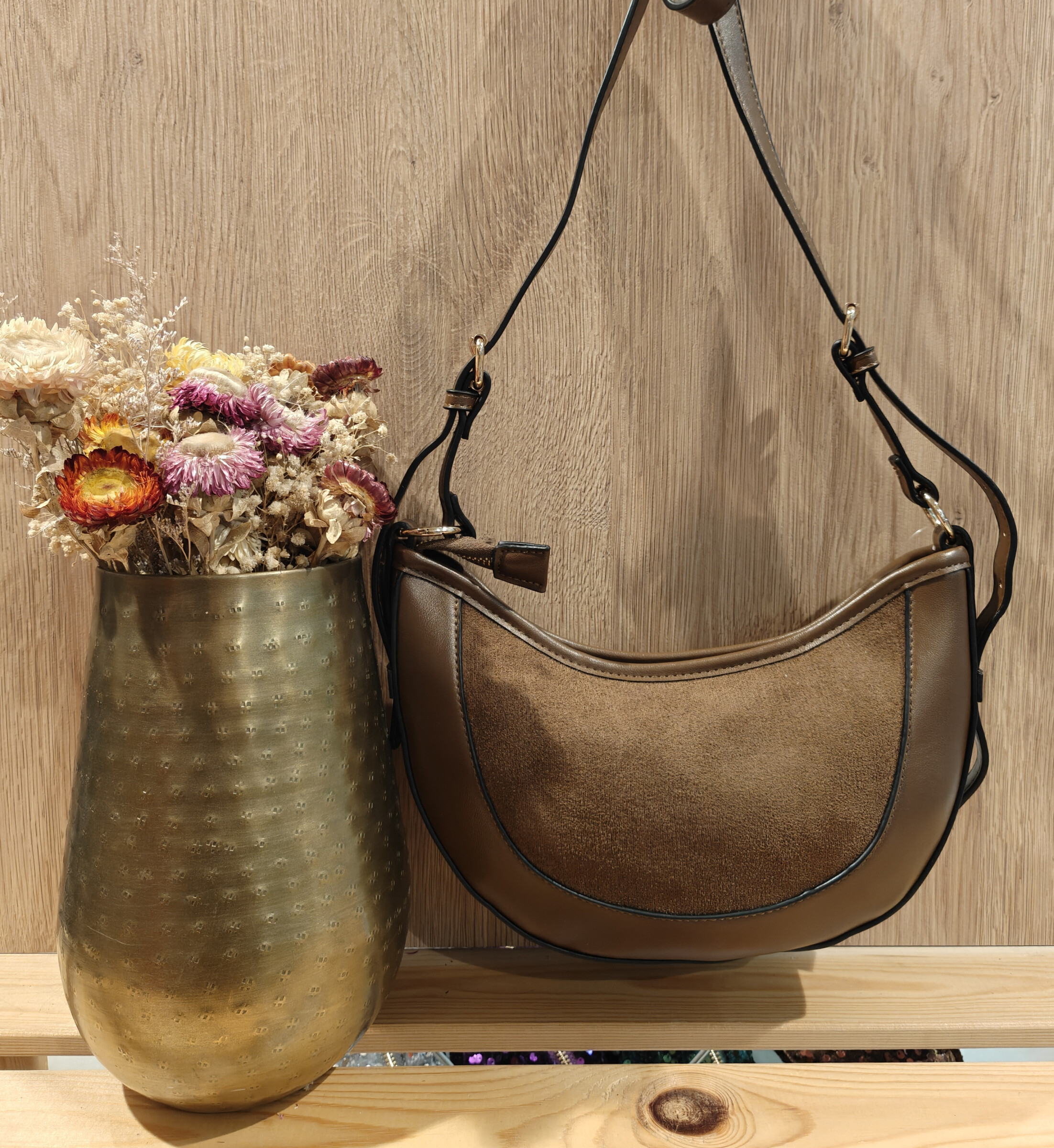 Sac à bandoulière réglable, bi matière en suédine