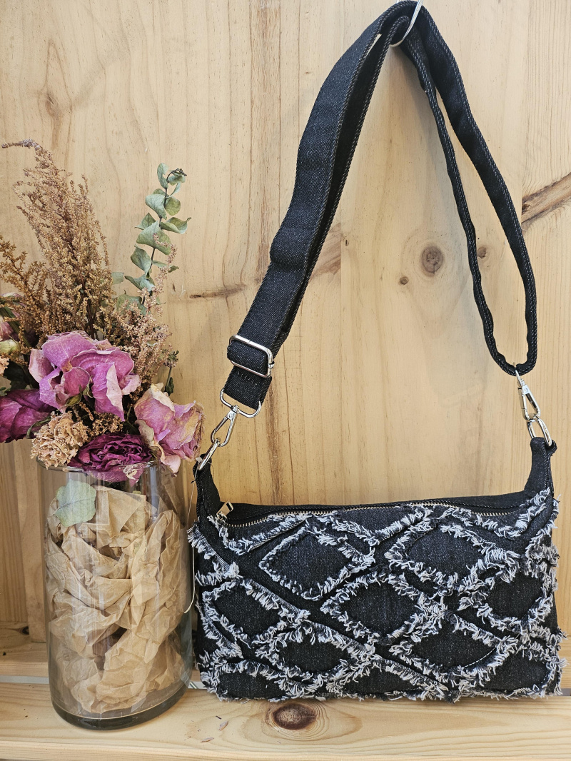 Grossista Mogano - borsetta di jeans con patchwork