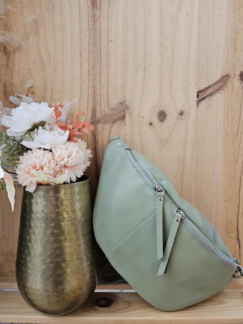 Wholesaler Mogano Jm Factory - Grained leather fanny pack