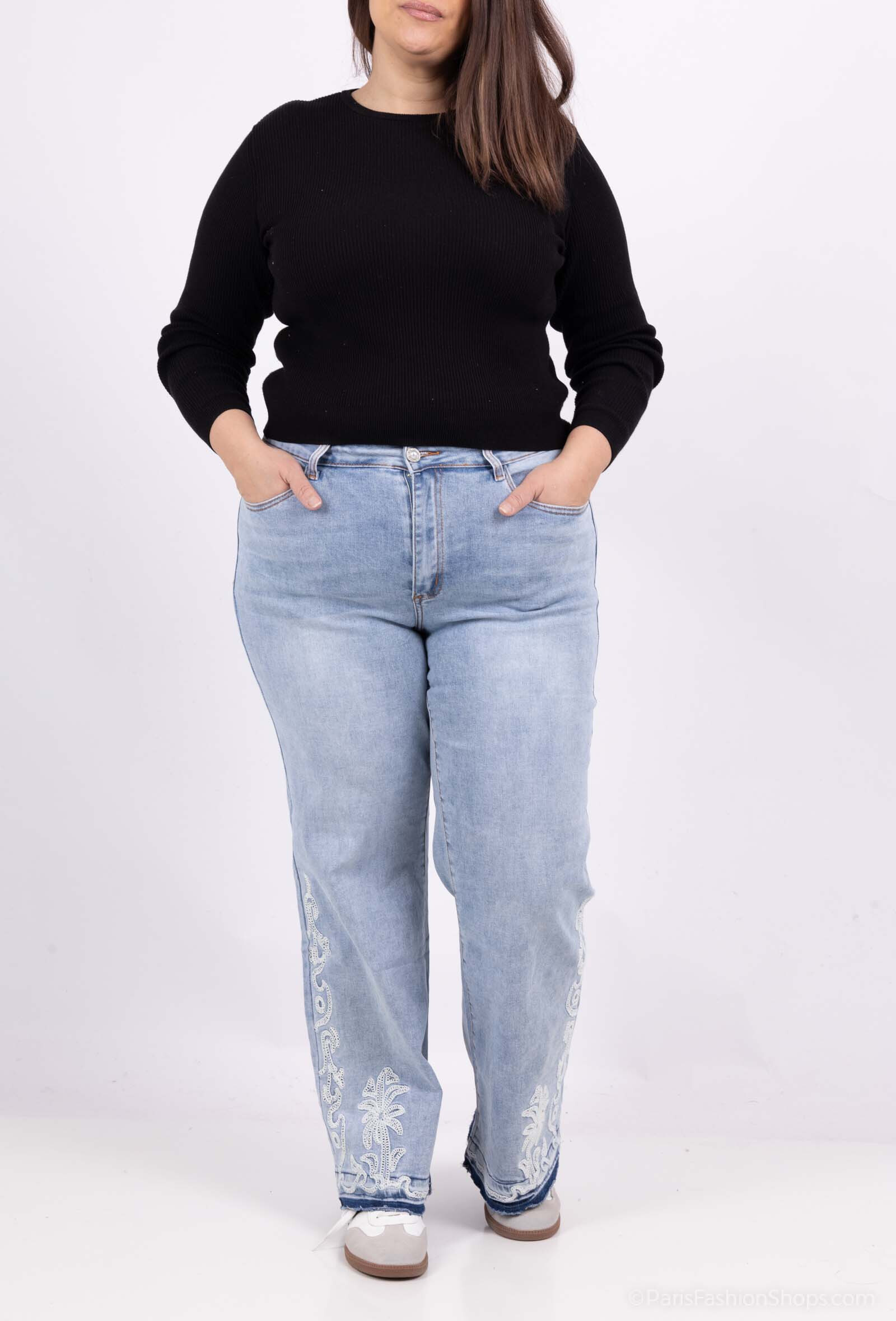 Wholesaler Monday Premium - Early embroidery jeans