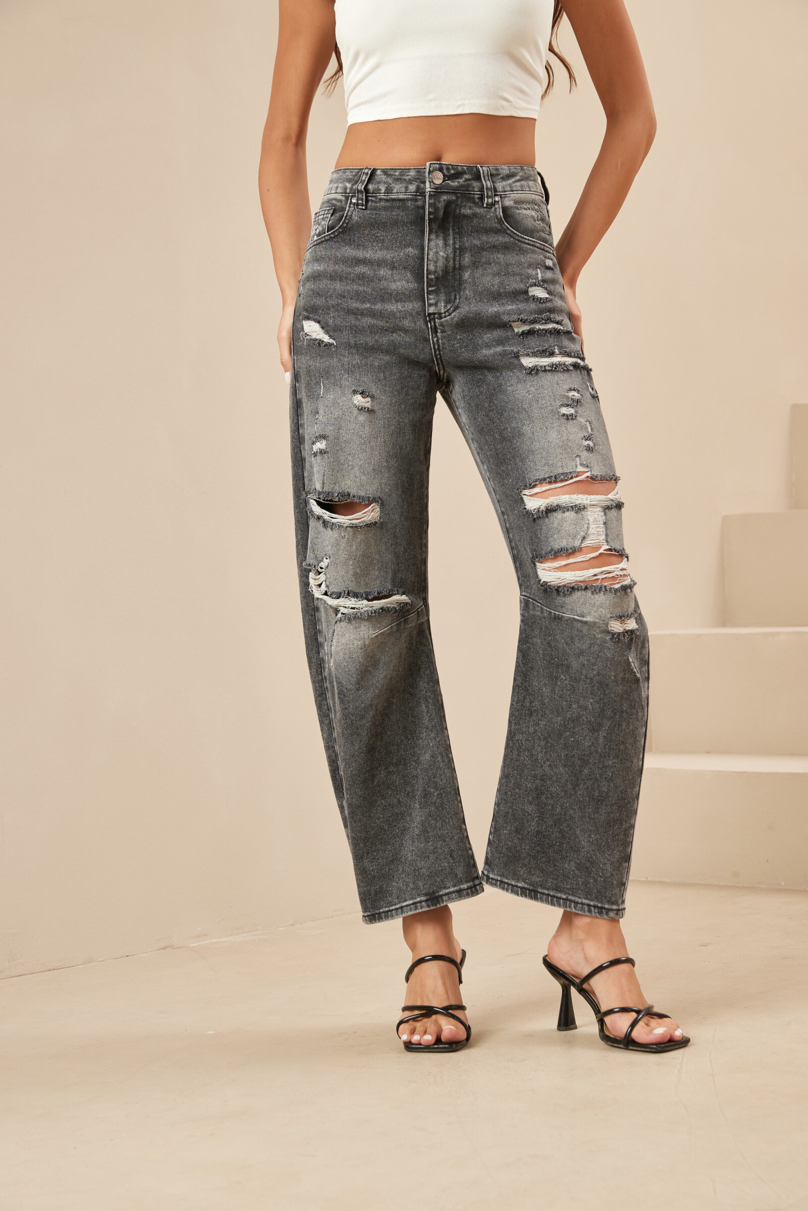 Wholesaler Monday Premium - Jean Torn Balloon