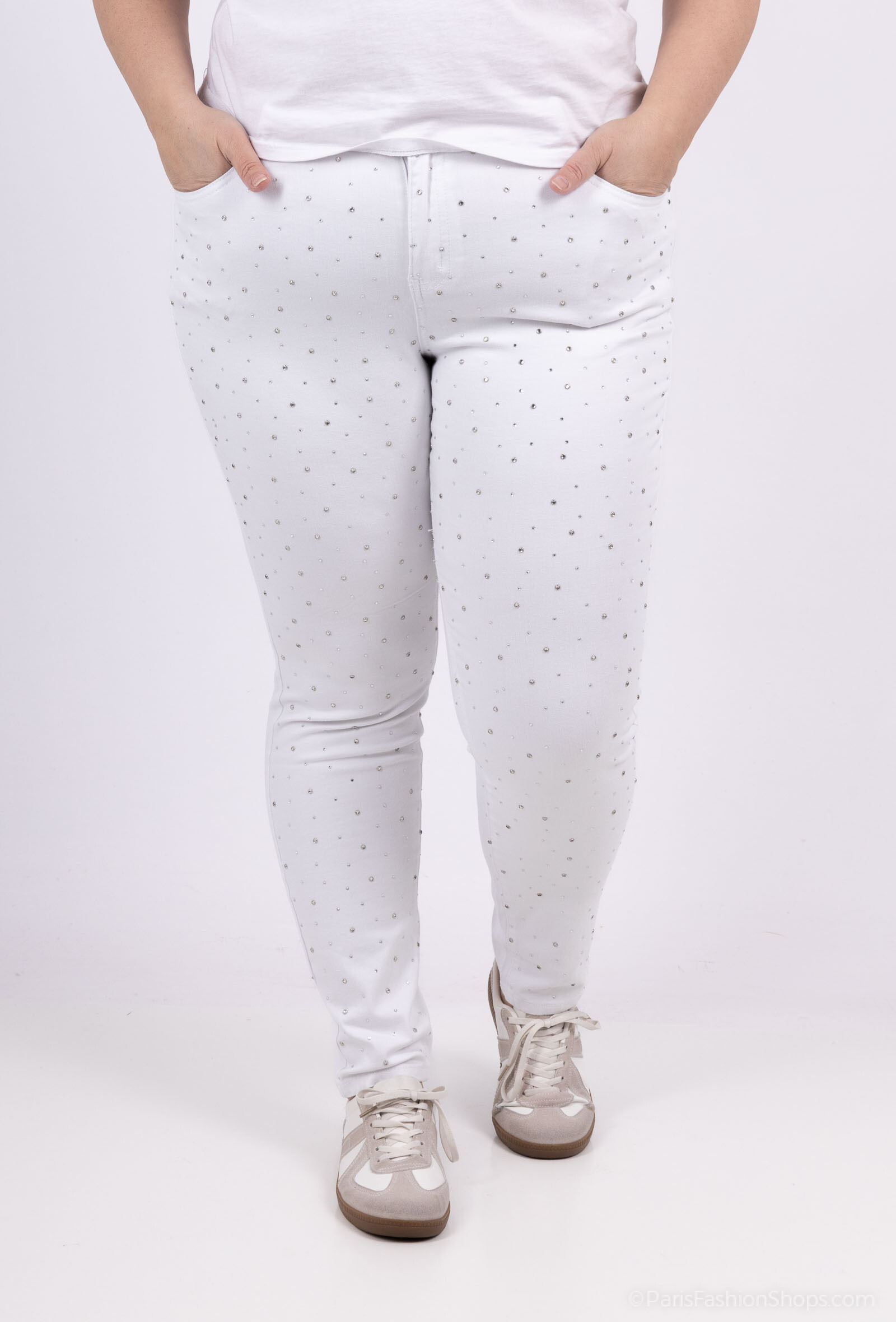 Wholesaler Monday Premium - Jeans with rhinestones