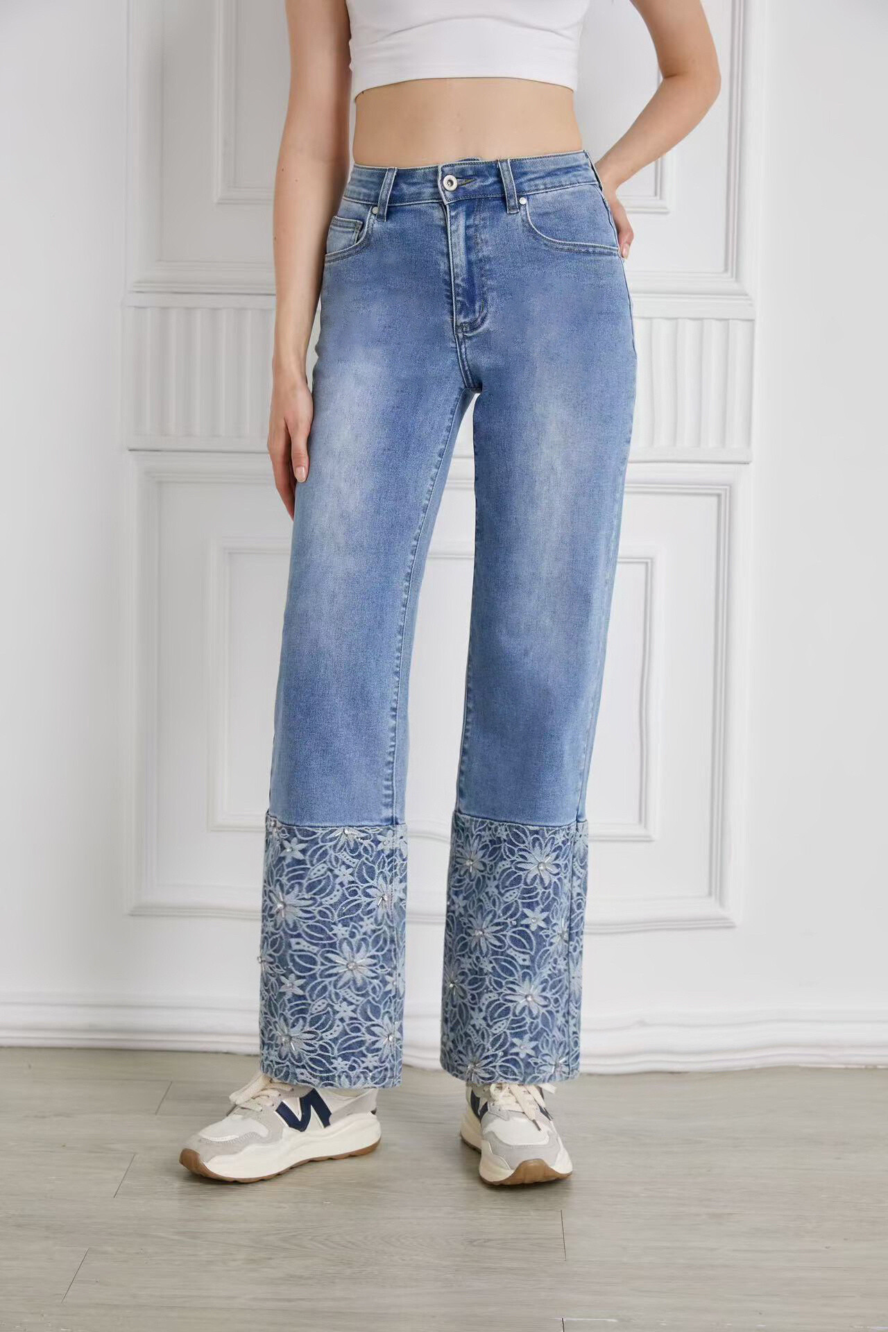 Wholesaler Monday Premium - Rhineard jeans in rhinestones