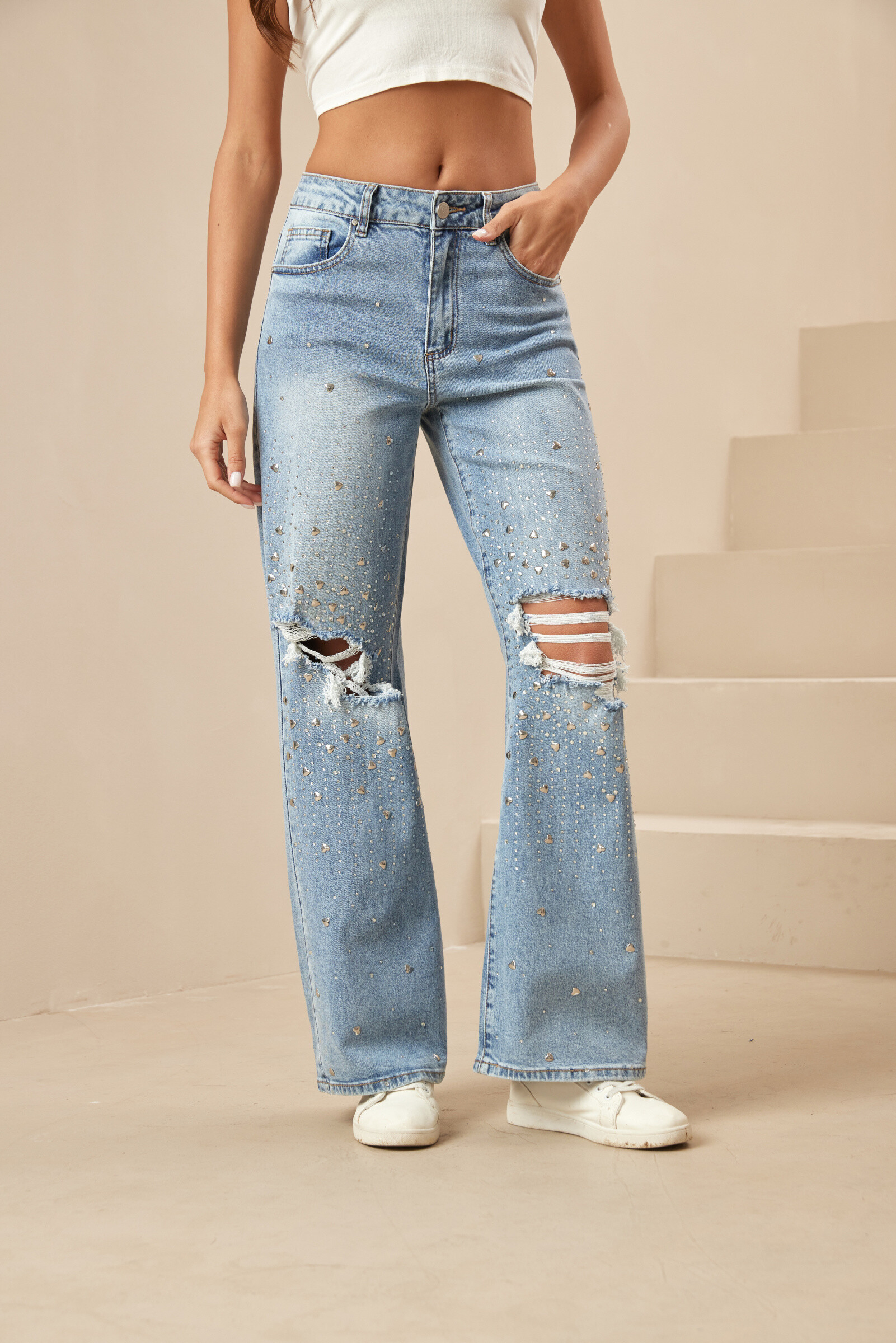 Wholesaler Monday Premium - Droit Jean torn with rhinestones