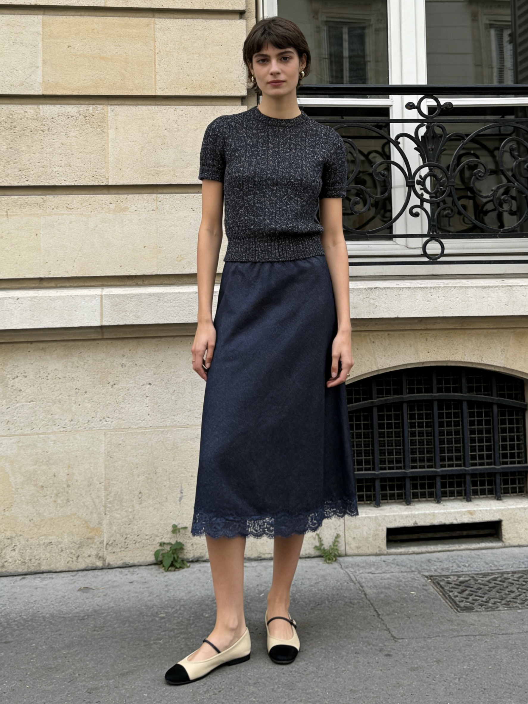 Wholesaler MONDIAL FASHION - CHAMBRAY SKIRT WITH LACE