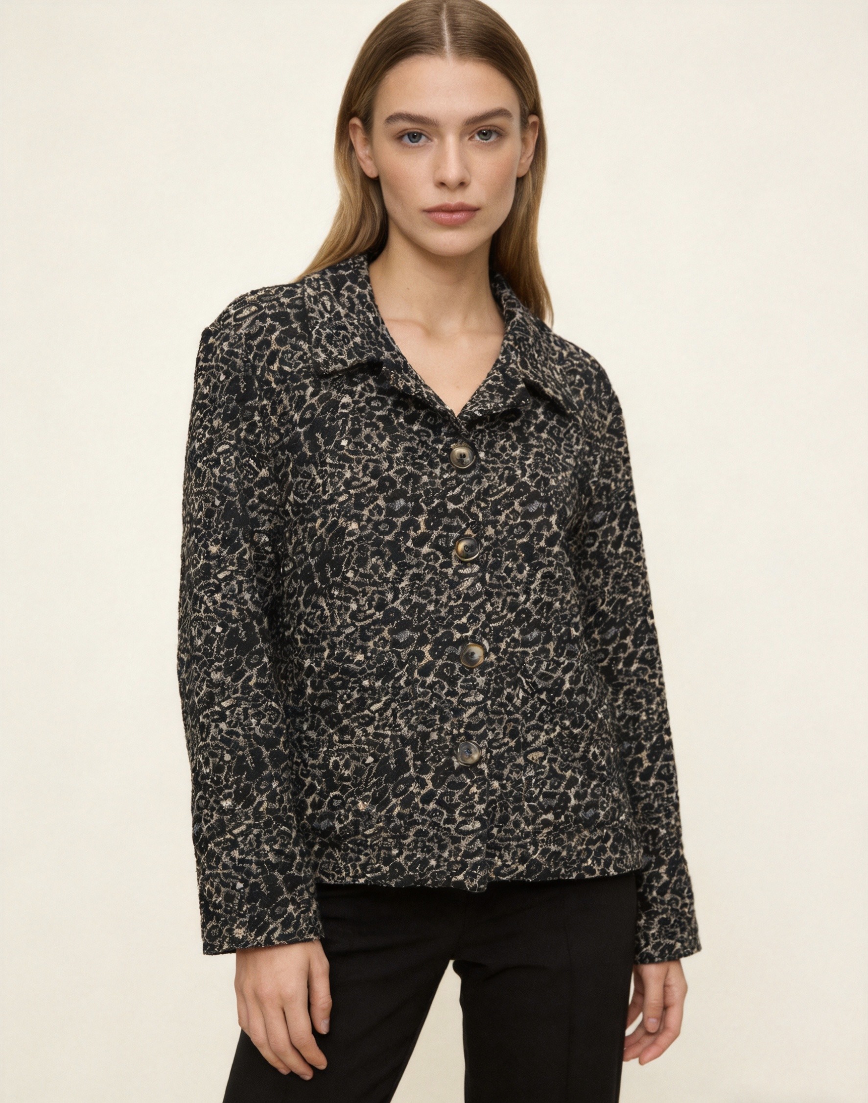 Mayorista MONDIAL FASHION - Chaqueta de estampado leopardo con botones