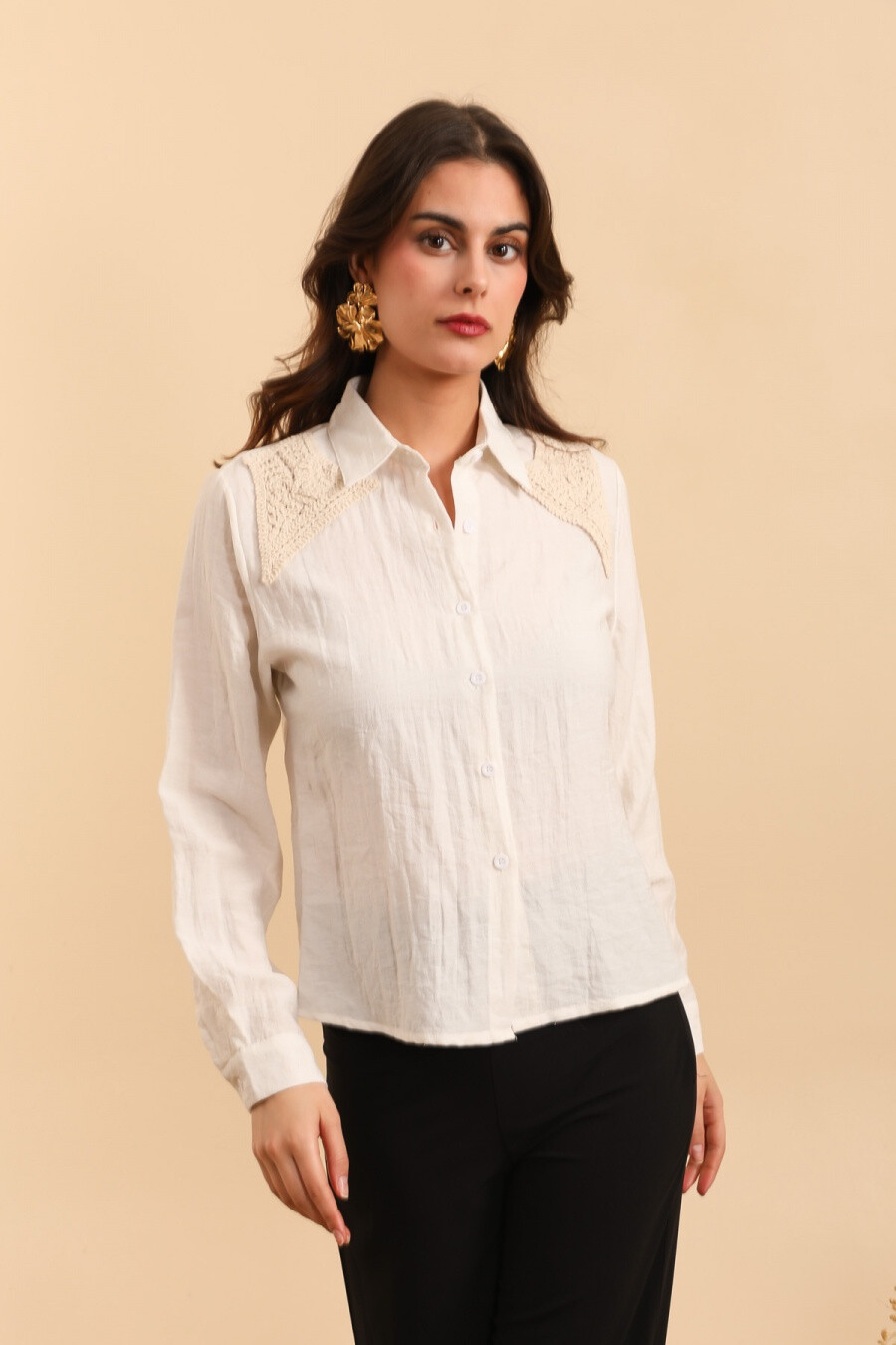 Grossiste MOOYA - Chemise effet lin details crochets