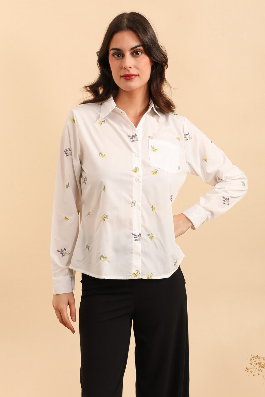 Grossiste MOOYA - Chemise popeline avec broderies fleurs