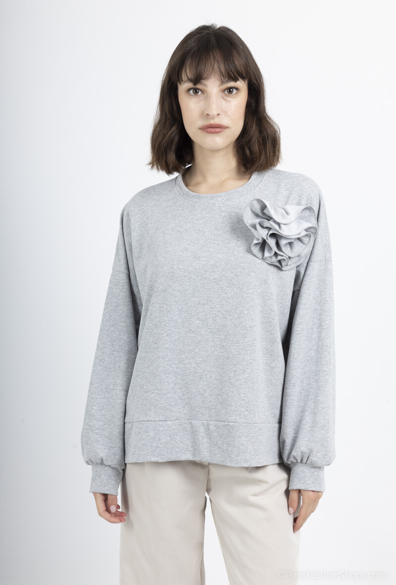 Wholesaler Elissa - Cond round cotton sweatshirt with flower brooch