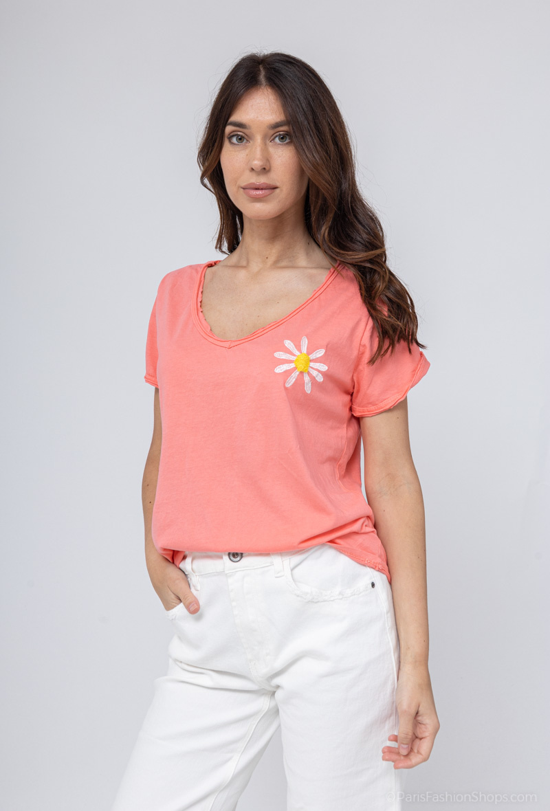 Mayorista Mooya - Camiseta de algodón con cuello de pico y bordado de flores