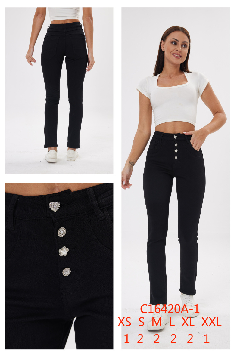 Wholesaler MOZZAAR FOREVER - Classic jeans pants, with 4 buttons on the front