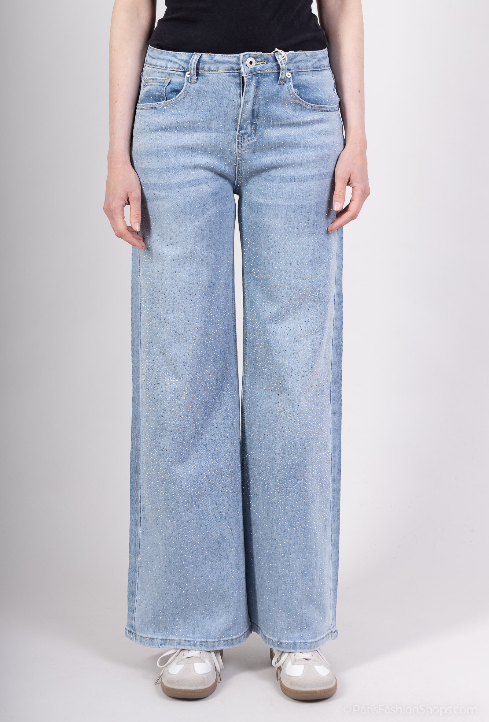 Grossista MOZZAAR FOREVER - Pantaloni jeans, taglio a zampa d'elefante, con migliaia di strass davanti