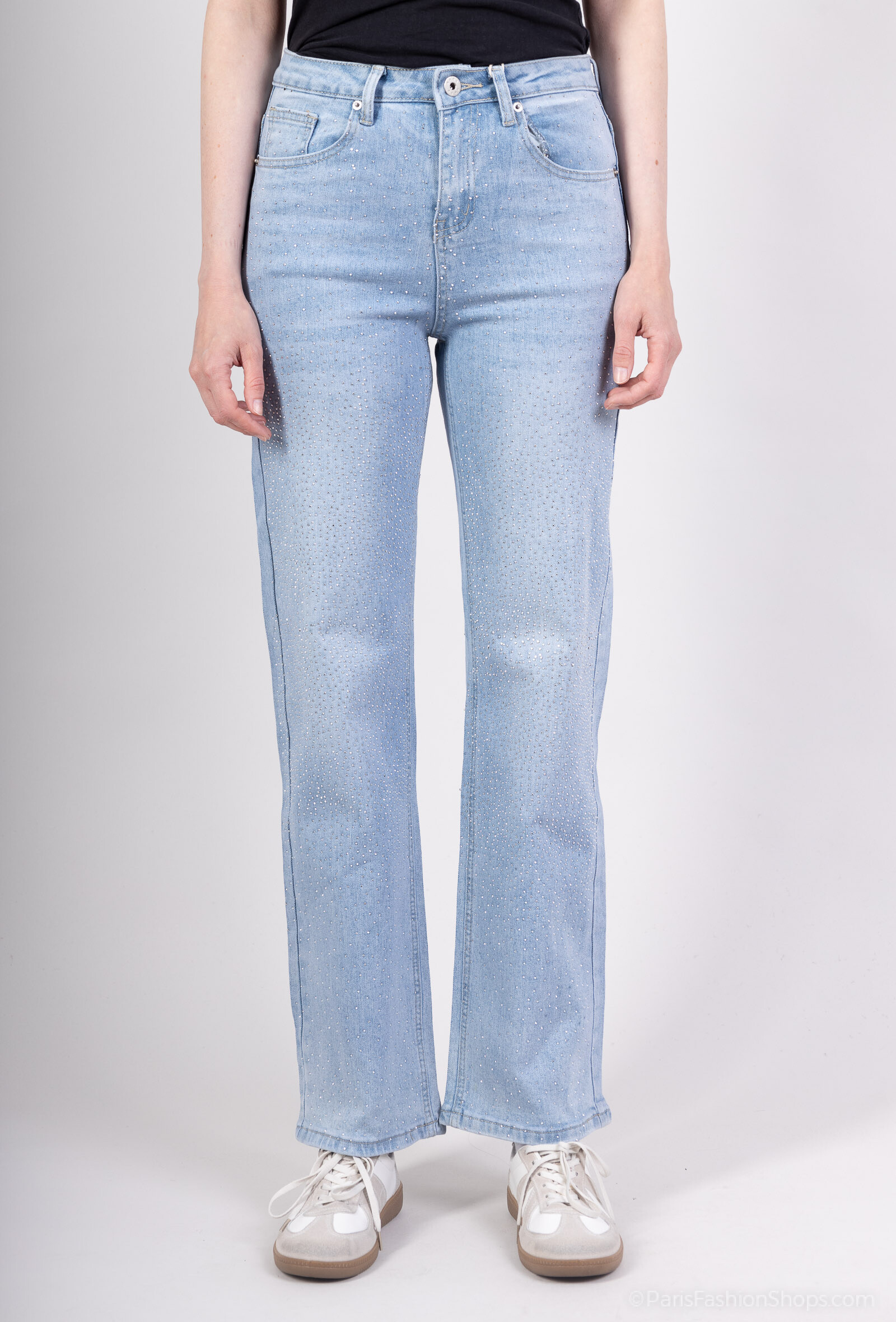 Grossista MOZZAAR FOREVER - Jeans a gamba larga con migliaia di strass sulla parte anteriore