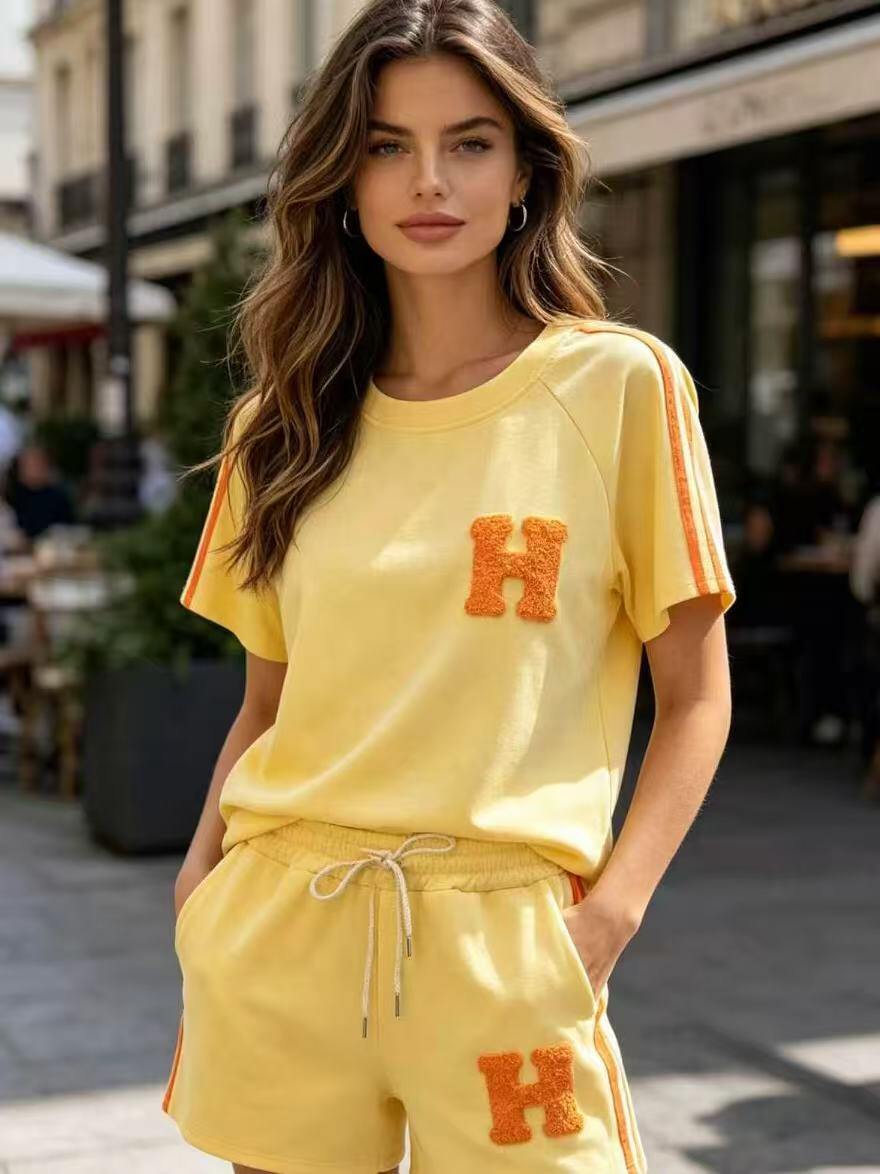 Wholesaler MP - Top and shorts set with H embroidery
