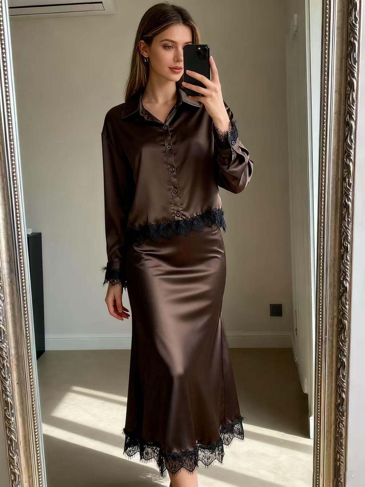 Grossista MP - Completo Satinato Camicia e Gonna con Pizzo