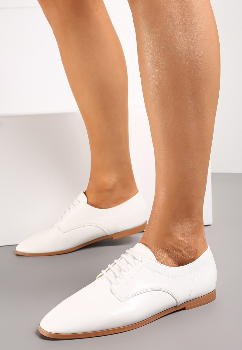 Grossiste Mulanka - mocassin uni à lacets