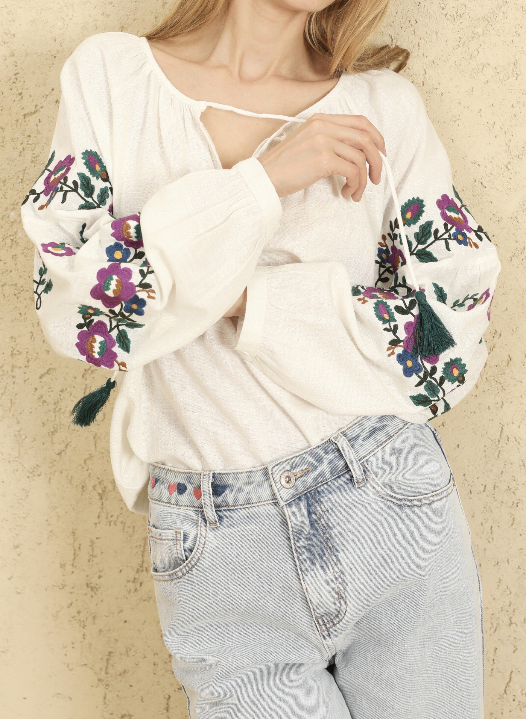 Wholesaler MUSY MUSE - Embroidered blouse
