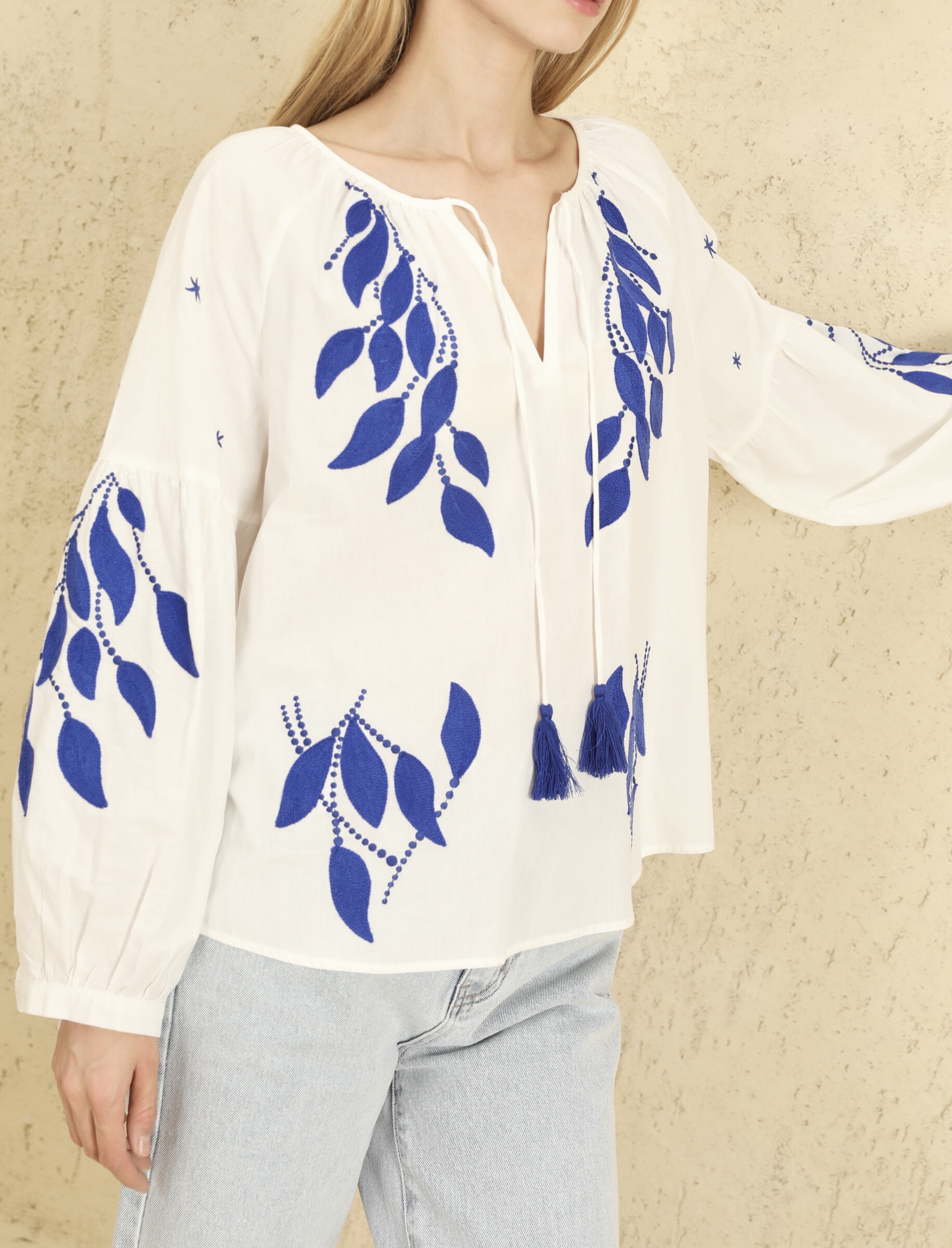 Wholesaler MUSY MUSE - Embroidered blouse