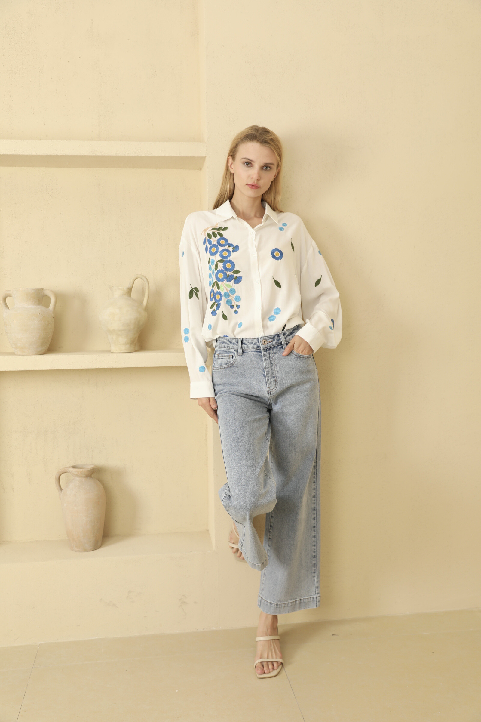 Wholesaler MUSY MUSE - Embroidered blouse