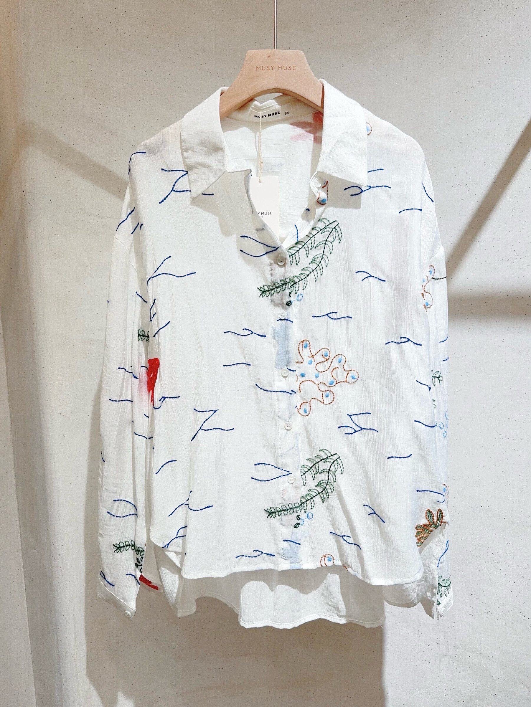 Wholesaler MUSY MUSE - Embroidered shirt