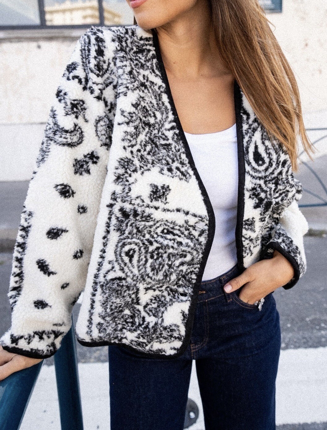 Wholesaler MUSY MUSE - Printed mustache jacket