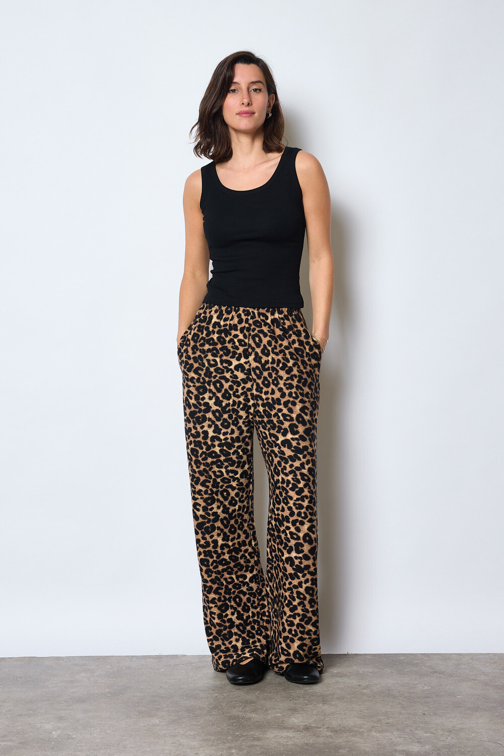 Wholesaler MW Studio - leopard pants