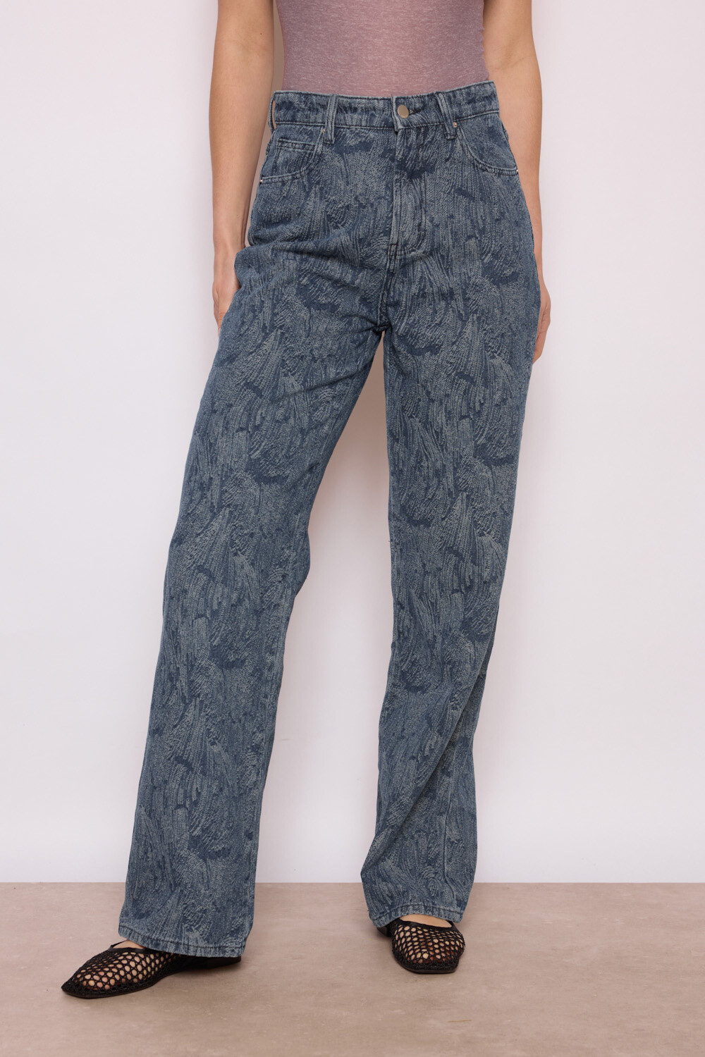 Wholesaler MW Studio - jeans has reason